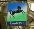 Brytyjski rzd przejmuje kontrol nad bankiem Lloyds