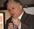 PL: Krwawy atak na biuro PIS