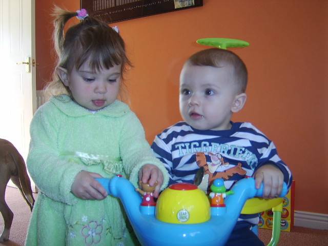 ANIA I OLO