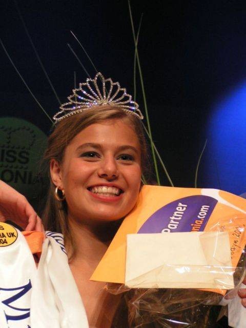 2004