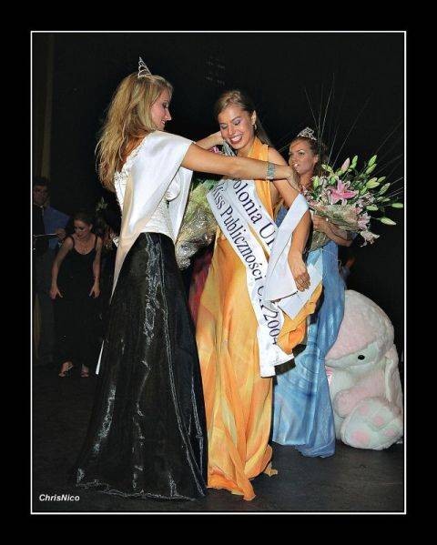 2004