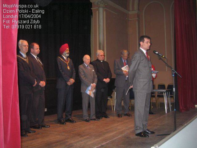 Dzie Polski - Ealing 04'